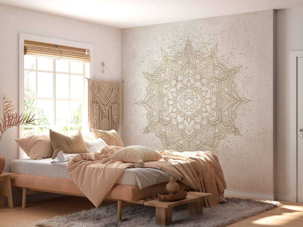 Mandala med gyllene gnistor - beige