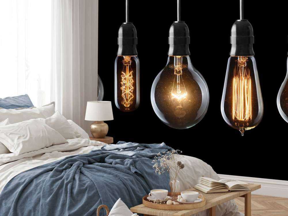 Lampor på en svart bakgrund