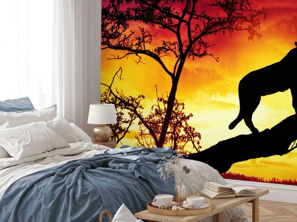 Gepard på ett träd