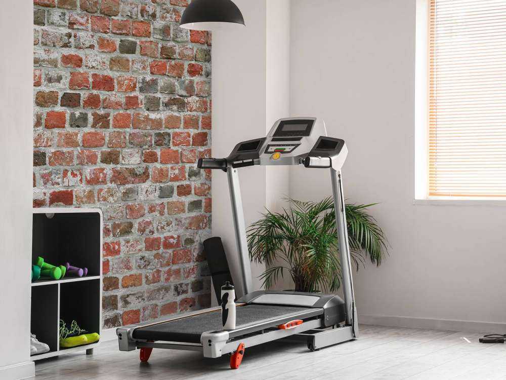 Restaureret murstensvæg