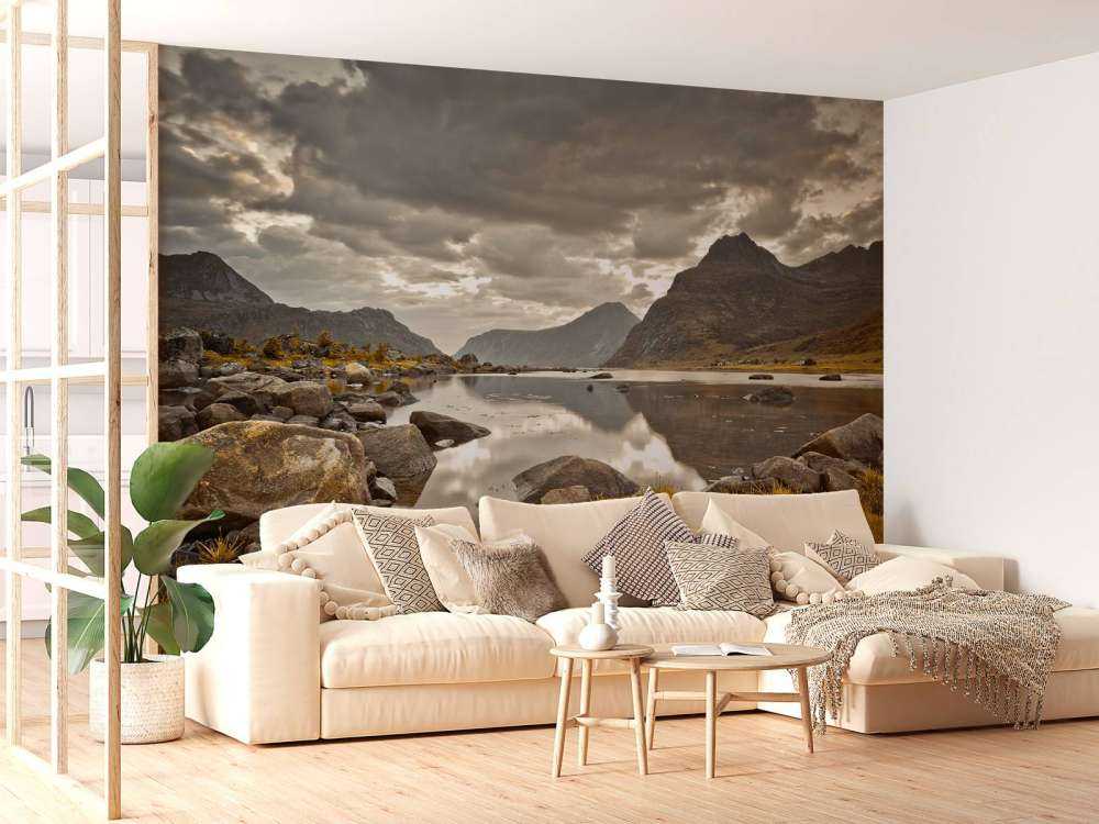 Lofoten under overskyet