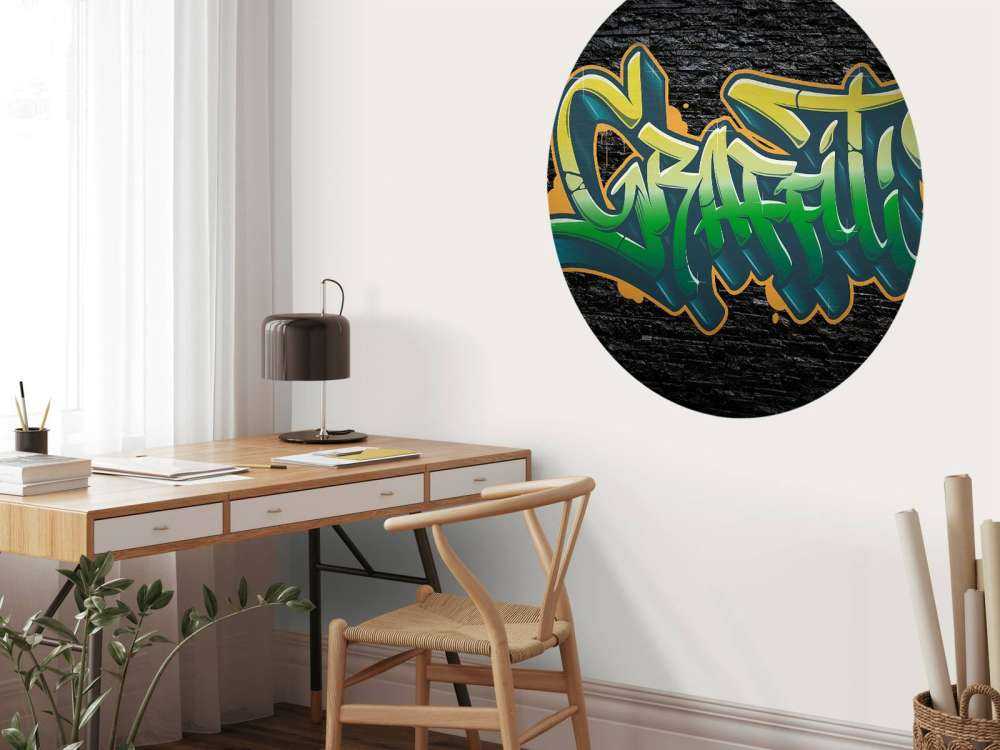 Graffiti på vegg av svarte steiner