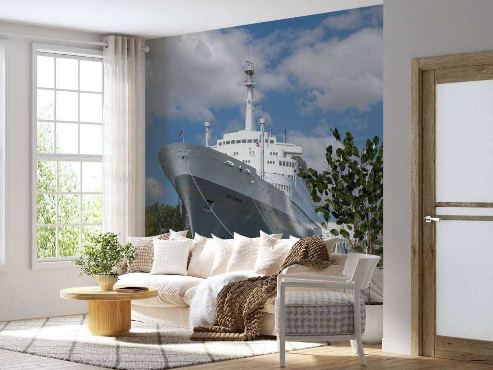 Tidligere dampskip SS Rotterdam i farger