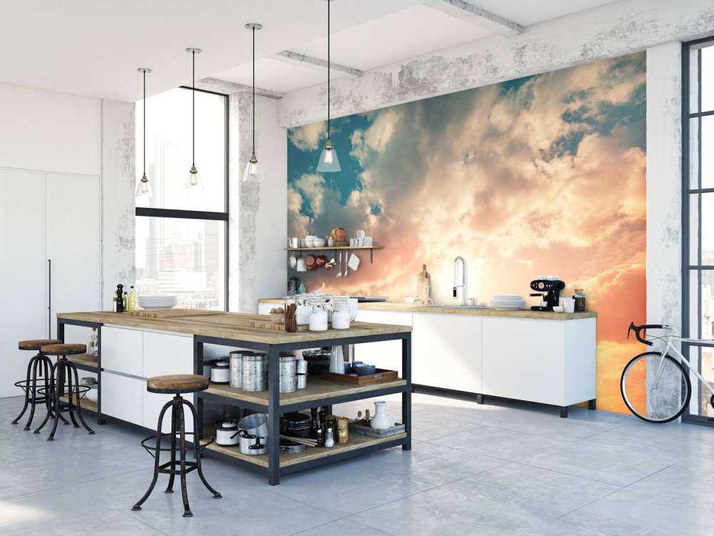 Farget himmel med skyer