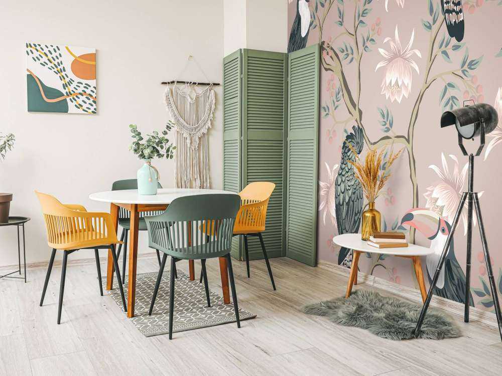 Dans med tukanblommor