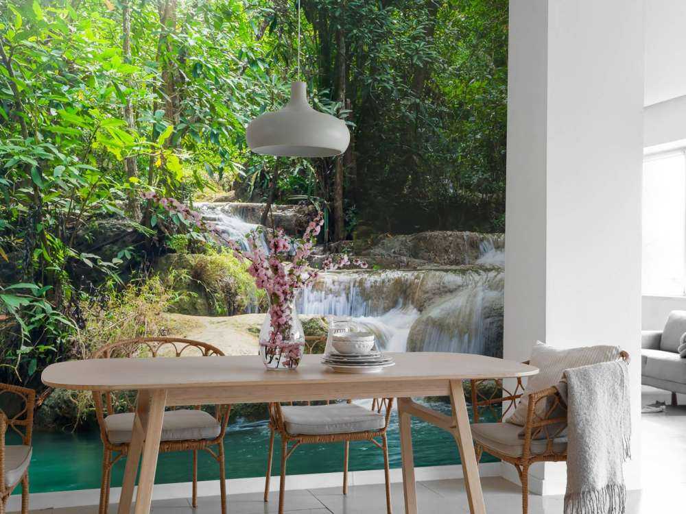 Erawan vattenfall i Thailand