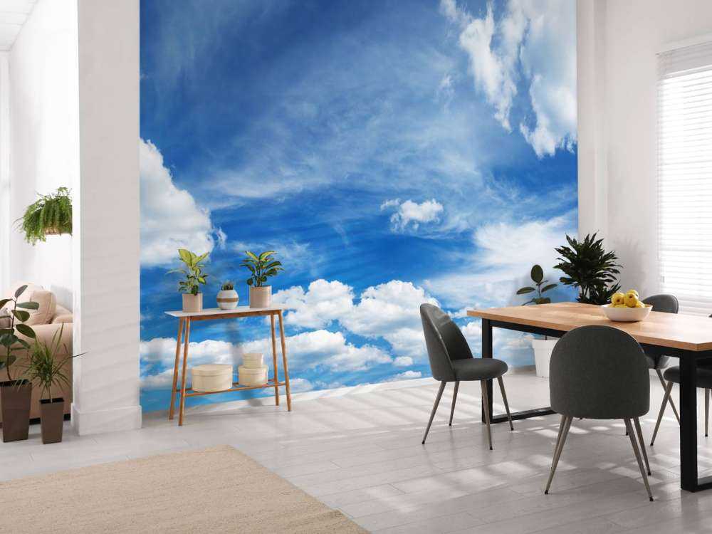 Blå himmel med skyer