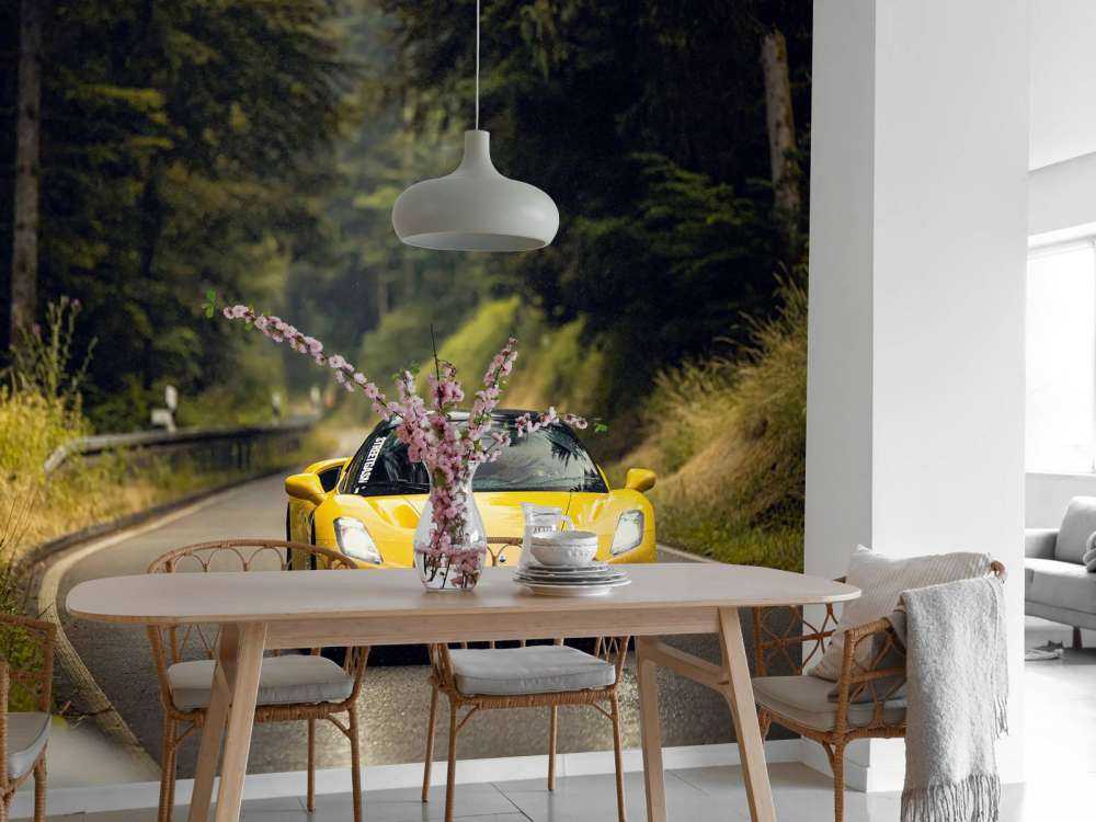 Maserati i den grønne skogen