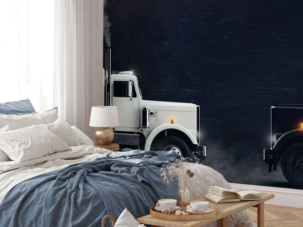 Svart og hvit lastebil