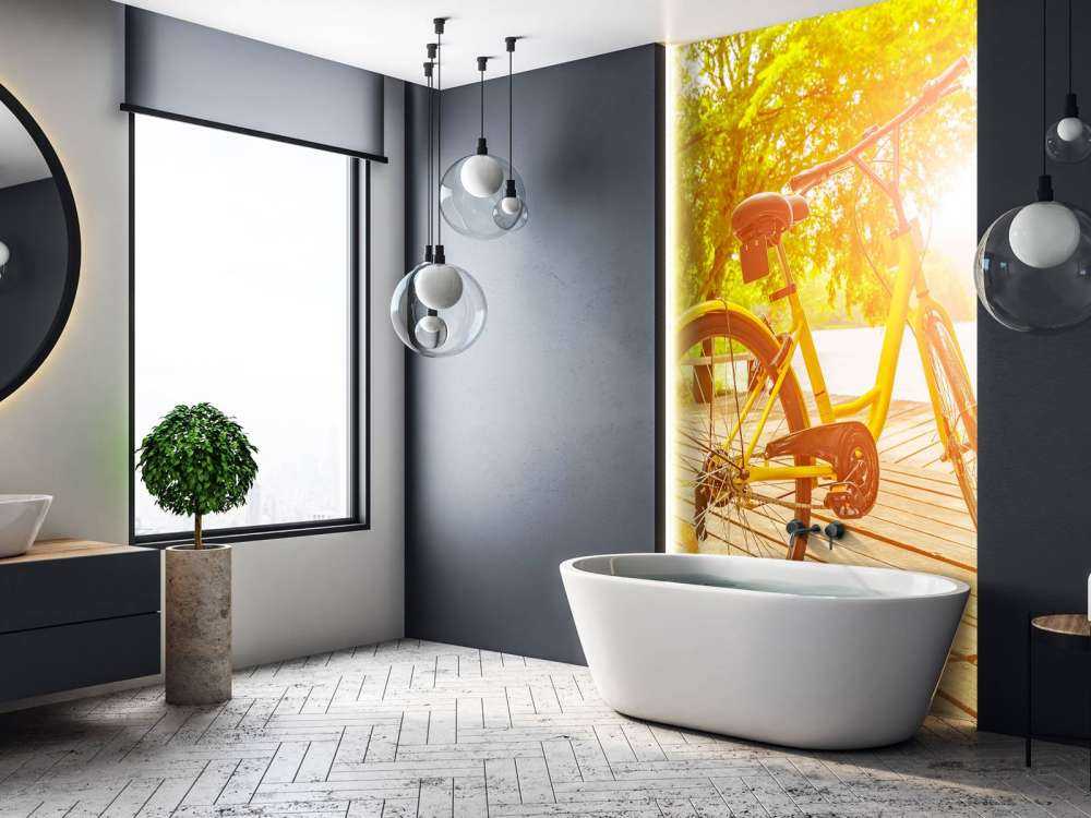 Gul cykel på brygga