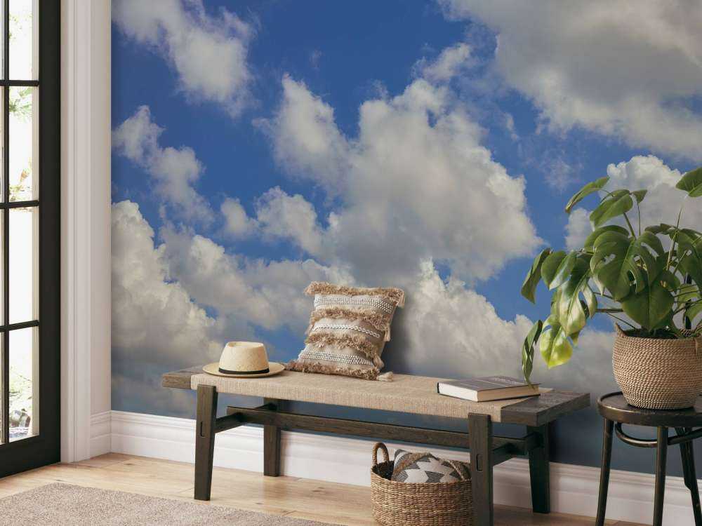 Skyer på blå himmel