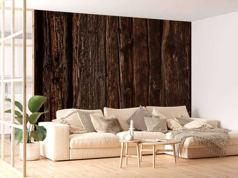 Mørk gammelt treverk