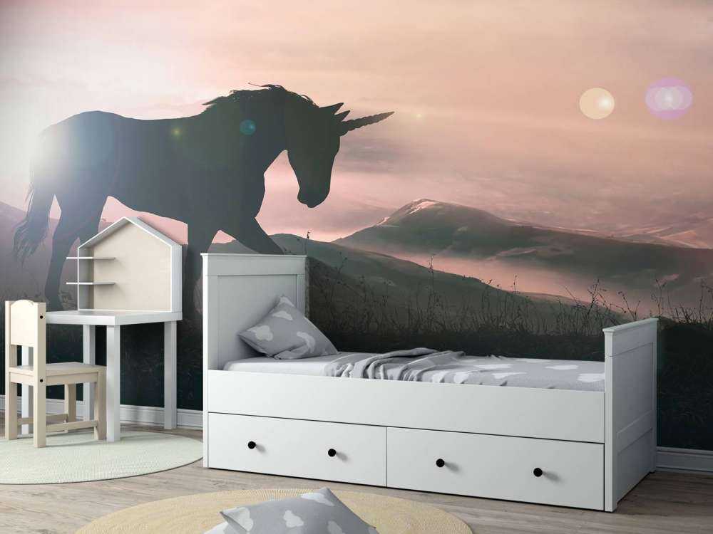 Enhjørning ved solnedgang