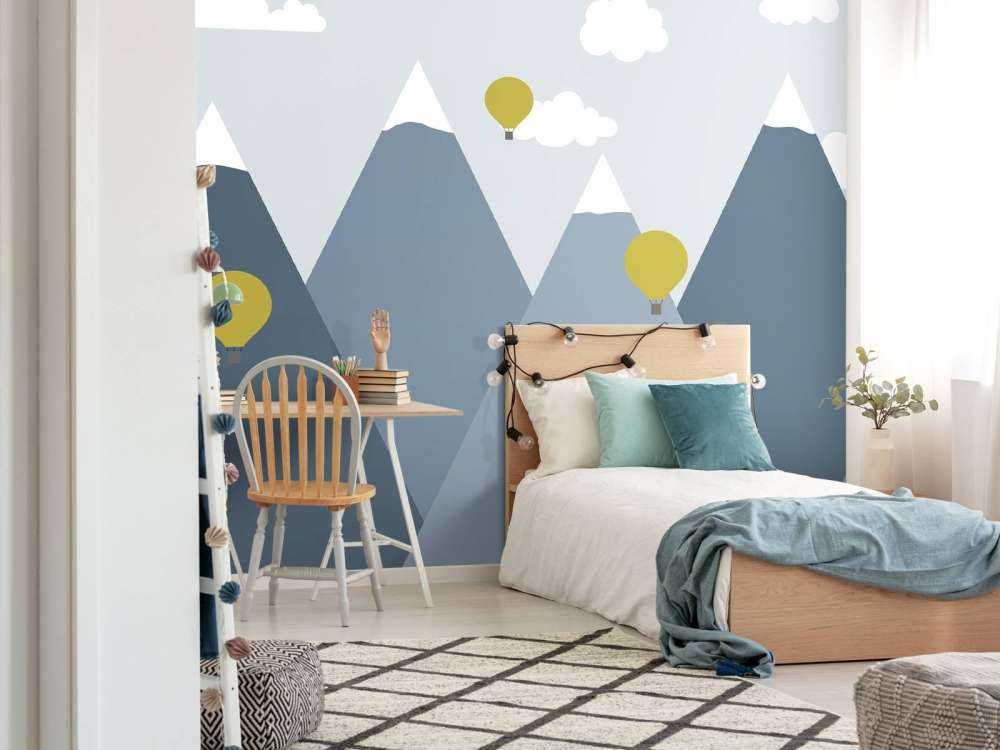 Blå fjell med luftballonger