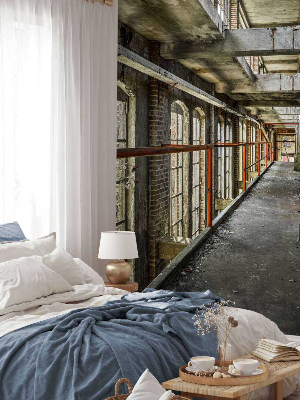 Gangvei i forlatt bygning