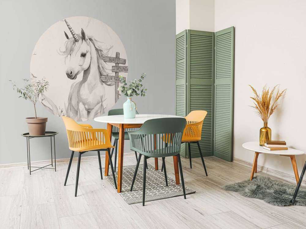Baby-enhjørning med planter beige