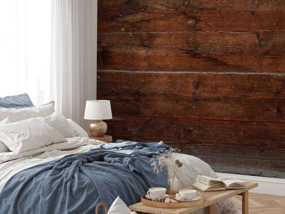 Flere planker av mørkt tre