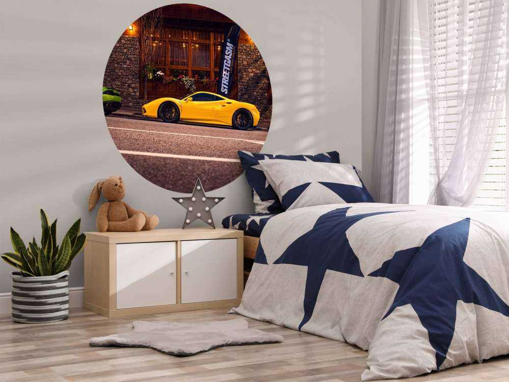 Eksklusive biler ved trehytte