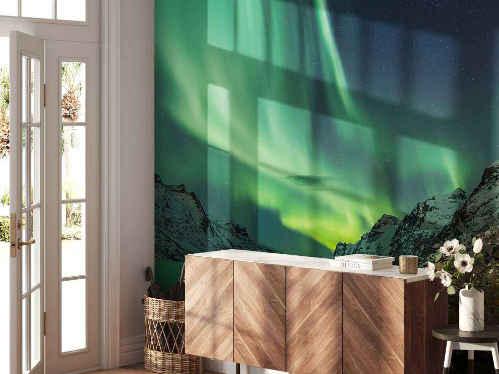 Nordlys mellom to fjorder