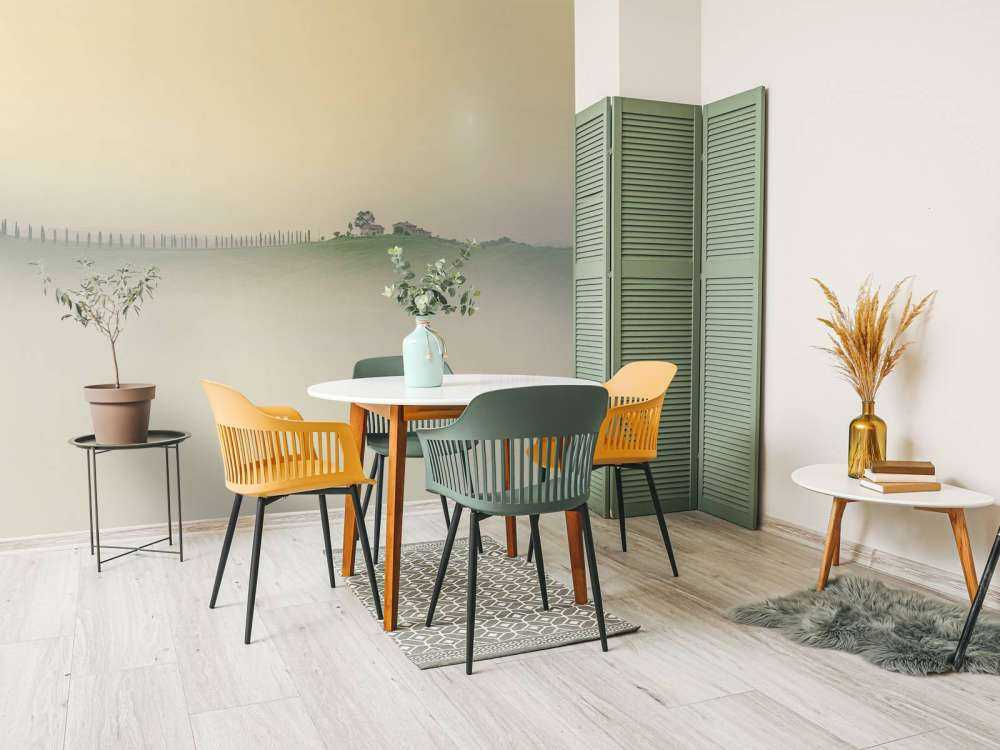 Tåket italiensk landskap