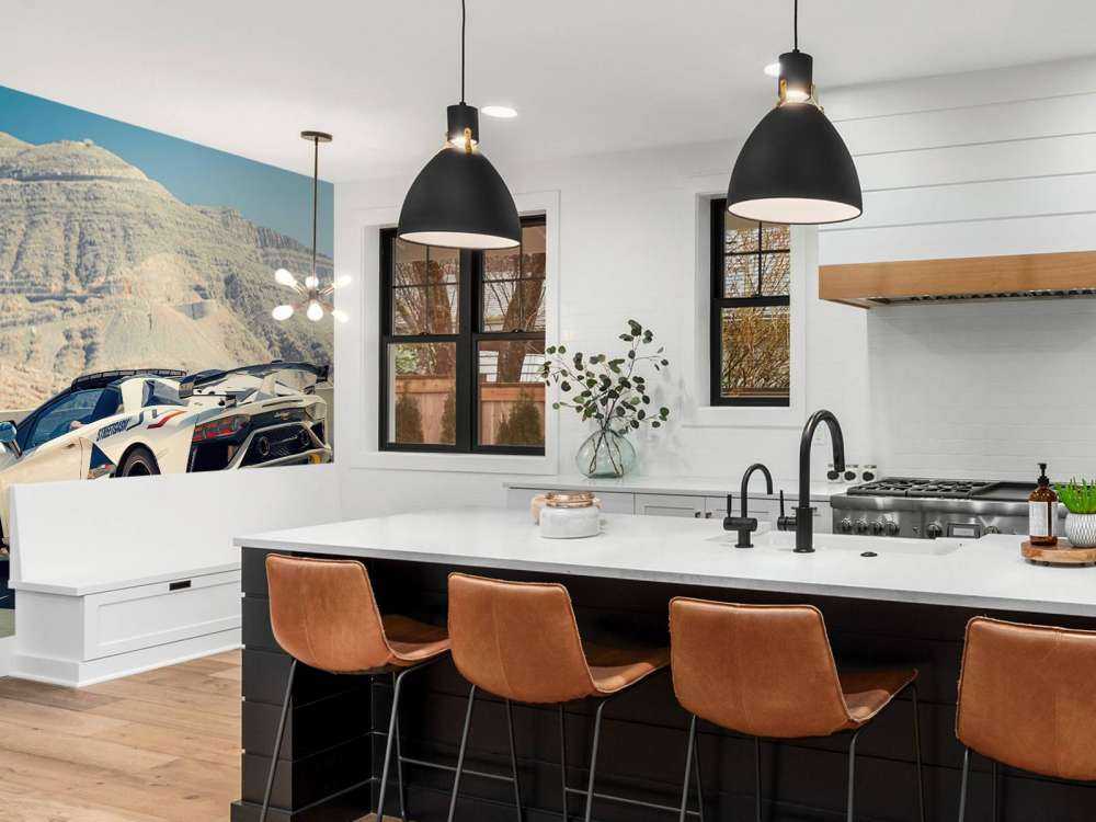 Superbil på bergspass